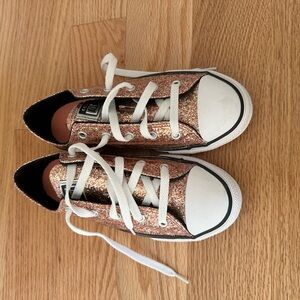 Girls Converse